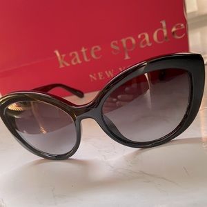 Kate Spade new without tags Sherrie sunglasses. Never worn. Comes with case.